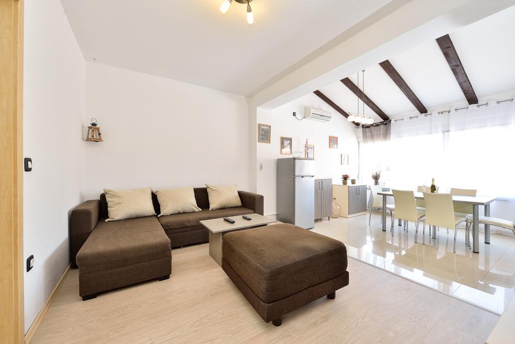 Apartments Nika & Karla Bibinje Kültér fotó